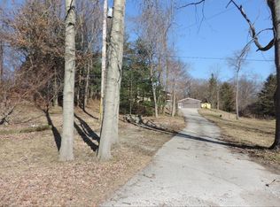 1888 Snyder Rd, Willard, OH 44890