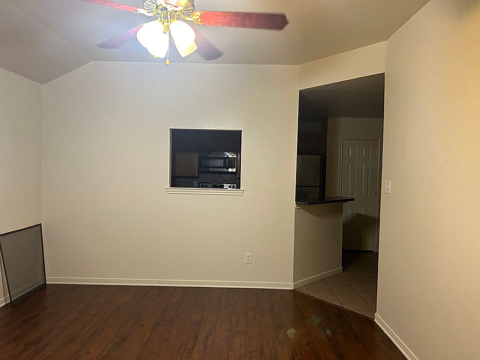 1st image of 1202 Nicholas Cir #A