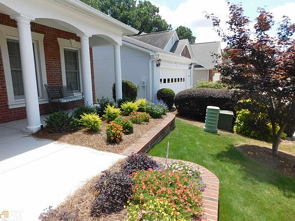 2nd image of 317 Lewisburg Dr
