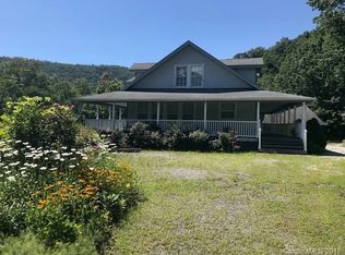 705 Oak Ridge Rd, Tuckasegee, NC 28783
