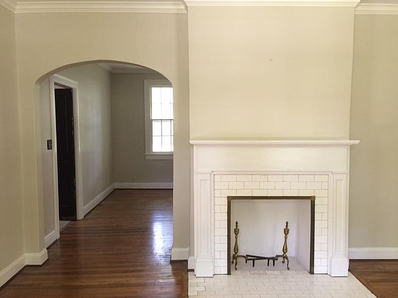 Living room into dining room