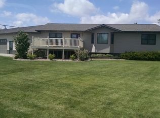 302 S Mitchell St, Roscoe, SD 57471