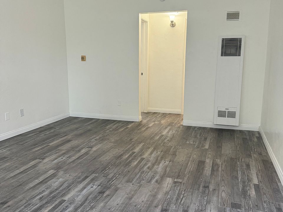 1st image of 4145 Cherokee Ave #4147-1/2