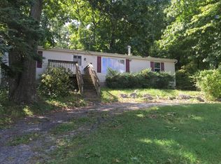 56 Scenic Dr, Hamburg, NJ 07419