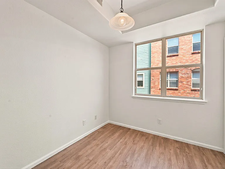 5388 Allison St — Photo 10