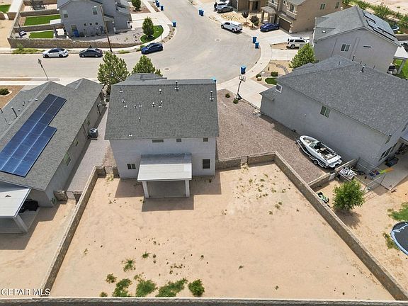 4th image of 503 Dusk View St
