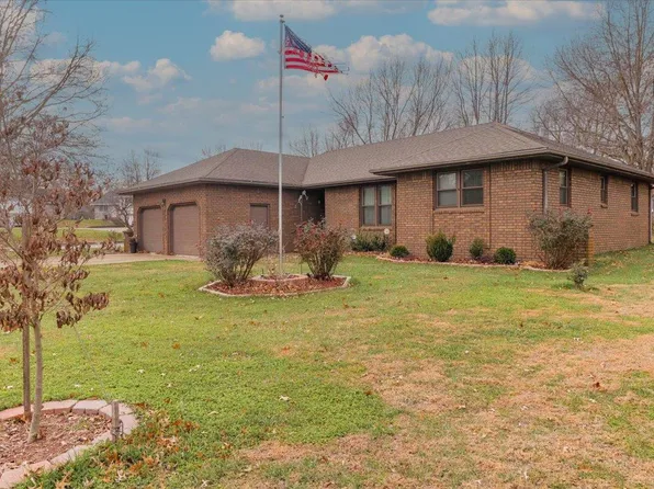 1001M Laurie St, Mountain Grove, MO 65711