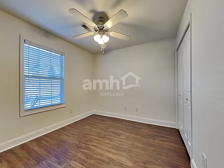 7800 Wisdom Ln — Photo 18