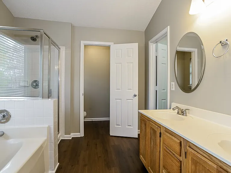 14133 Southbridge Forest Dr — Photo 12