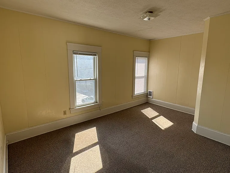 208 S Arch St — Photo 7