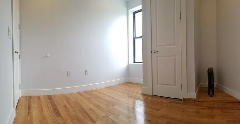 Rented by Zjama Realty Corp | media 11