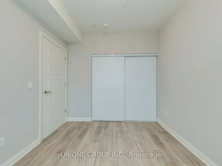 1415 Dundas St E #1204 — Photo 23