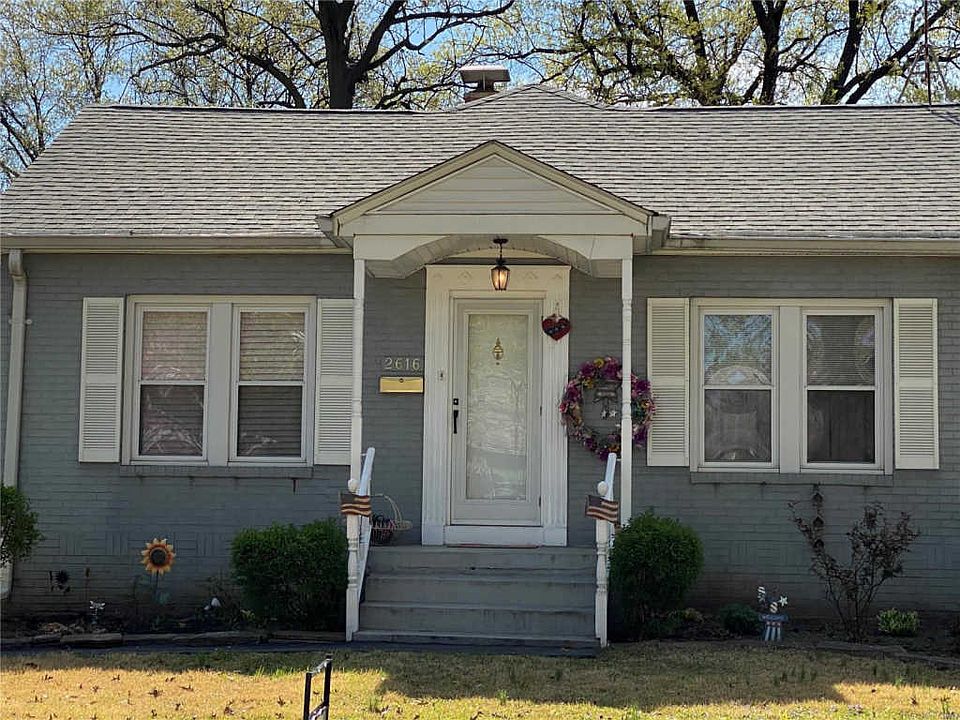 1st image of 2616 Edison Ave