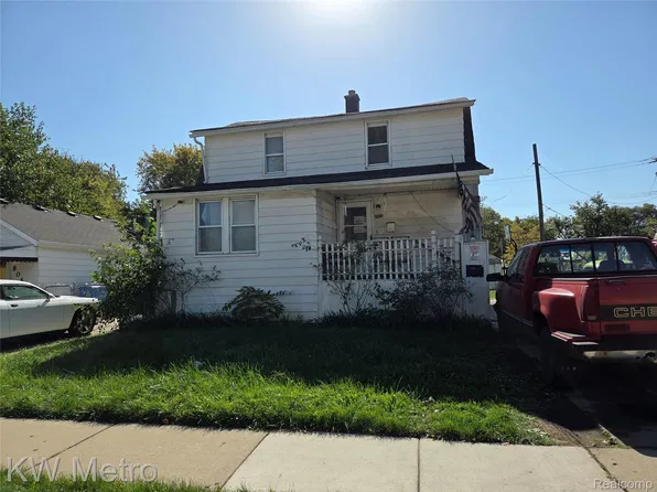 8048 Republic Ave, Warren, MI 48089