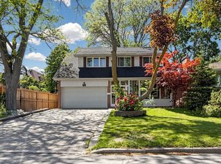 32 Wycliffe Cres, Toronto, ON M2K1V6