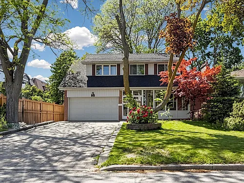 32 Wycliffe Cres Photo 1