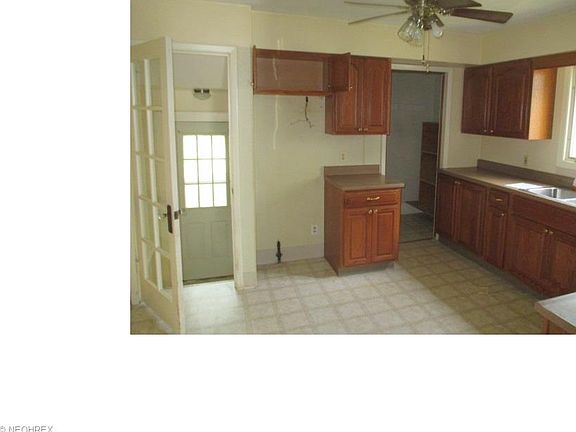 4th image of 1344 Ashland Ave