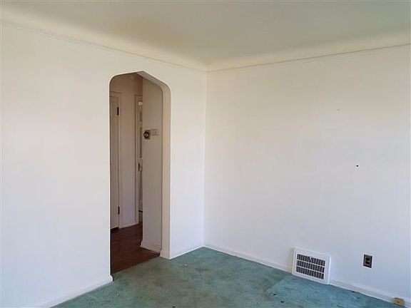 2nd image of 16210 S Lotus Dr