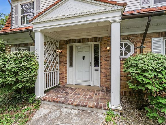 4th image of 5922 Winton Ridge Ln
