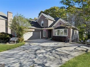 1470 Highland Lake Dr, Lawrenceville, GA 30045