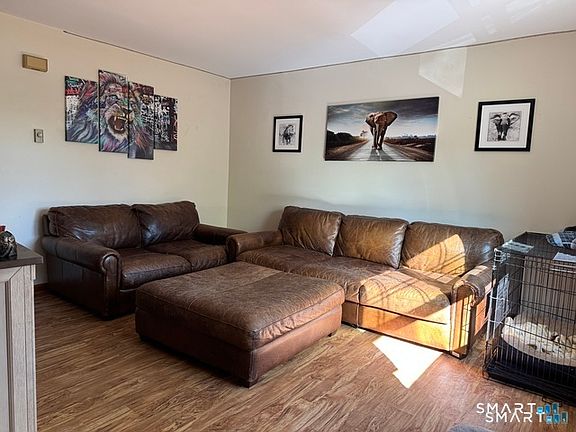 5th image of 143 Pine Hill Road #2E