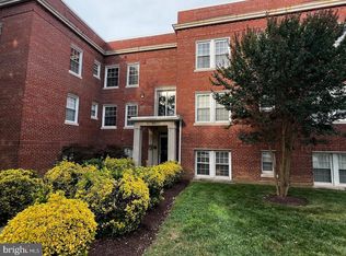 401 Commonwealth Ave #10B, Alexandria, VA 22301