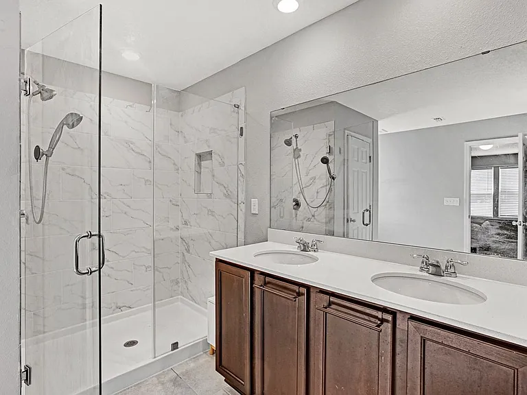 8272 Victory Crossing Blvd — Photo 12