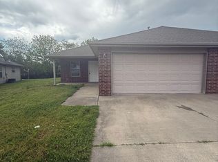 3839 S Timbercreek Ave, Springfield, MO 65807