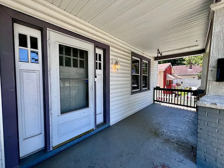 3436 Chesapeake Blvd — Photo 4