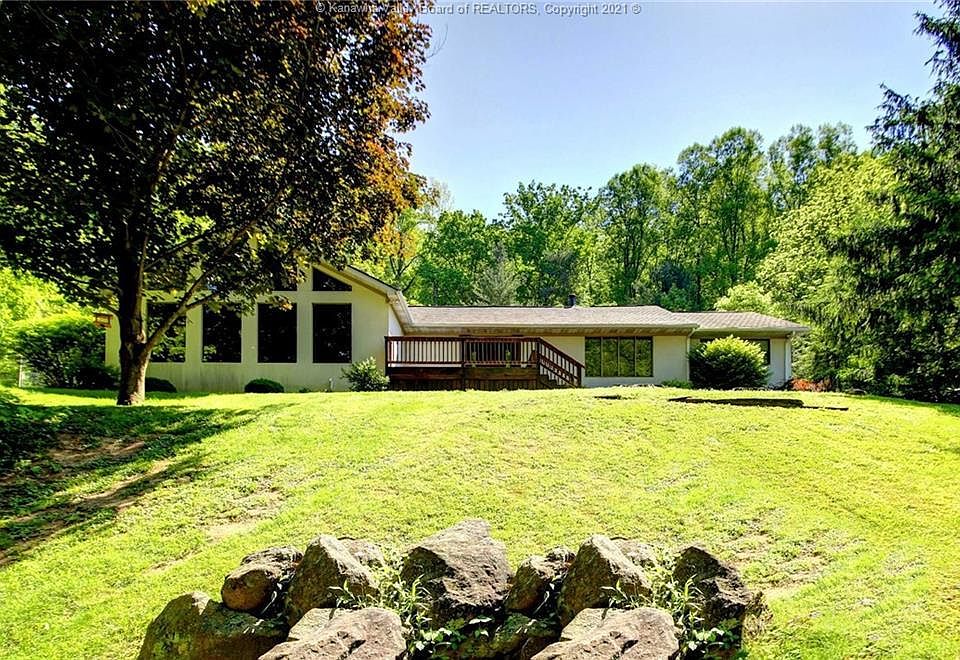 1st image of 4242 Sissonville Dr