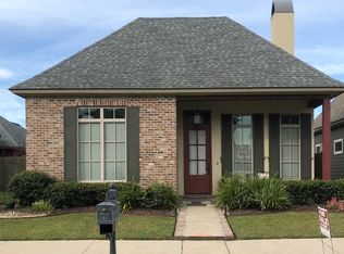 205 S Montauban Dr, Lafayette, LA 70507