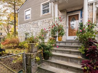 11 Perry Ave, White Plains, NY 10603