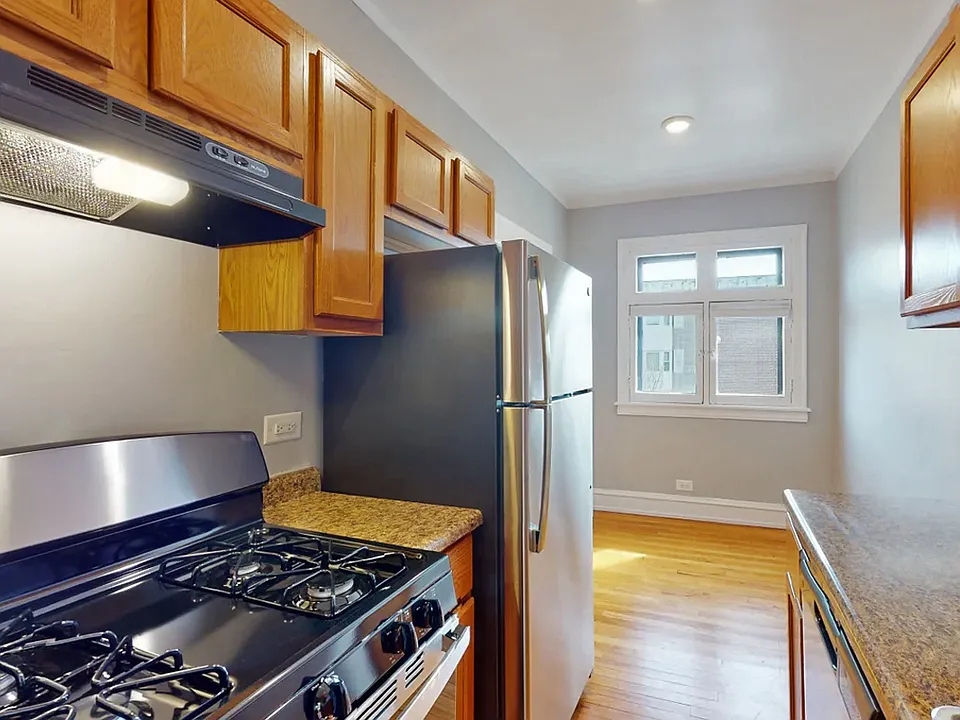 165 S. Oak Park Ave.
