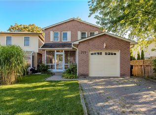 777 Inverhouse Dr, Mississauga, ON L5J 2X9