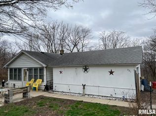 521 Hillcrest Ter, Creve Coeur, IL 61610