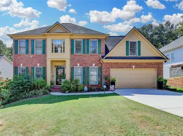 6769 Winterberry Ridge Dr, Stone Mountain, GA 30087