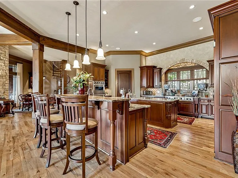 6407 Grand Marina Cir — Photo 20