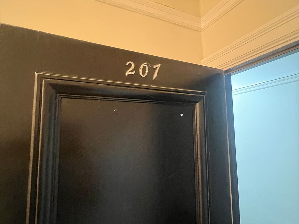 1st image of 500 Leavenworth St APT 207