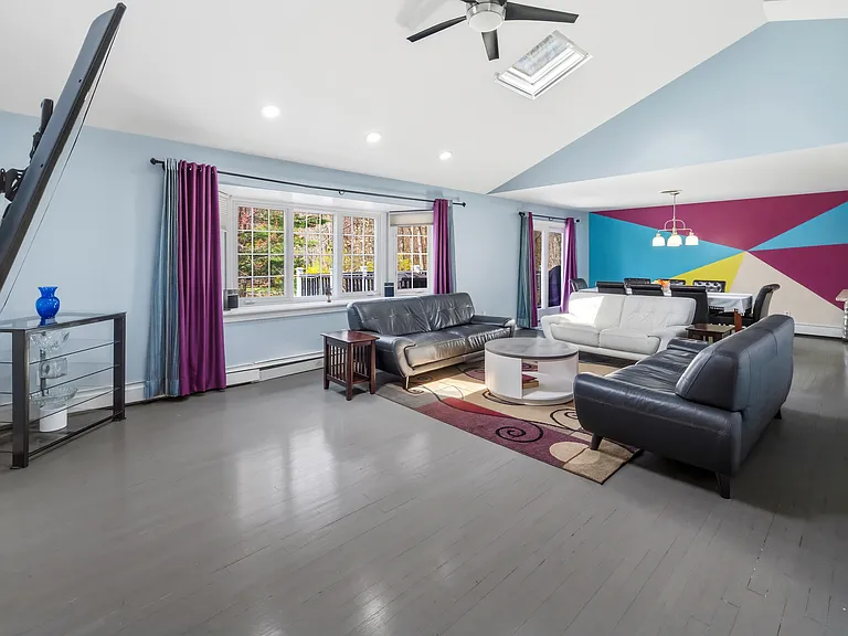 Living room & Dining room