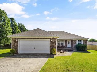 18220 E Limestone Rd, Athens, AL 35613