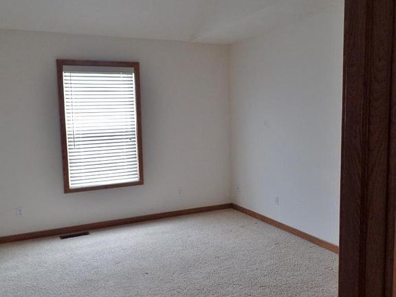 5th image of 18952 Serenity Dr