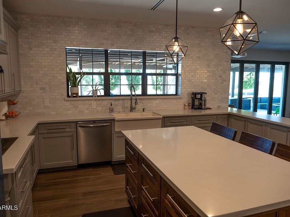 1st image of 3056 S Diamond Dr