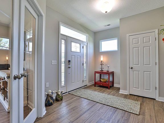 5th image of 4895 Arena Ct