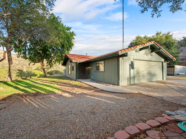 38570 Rustic Ln, Squaw Valley, CA 93675