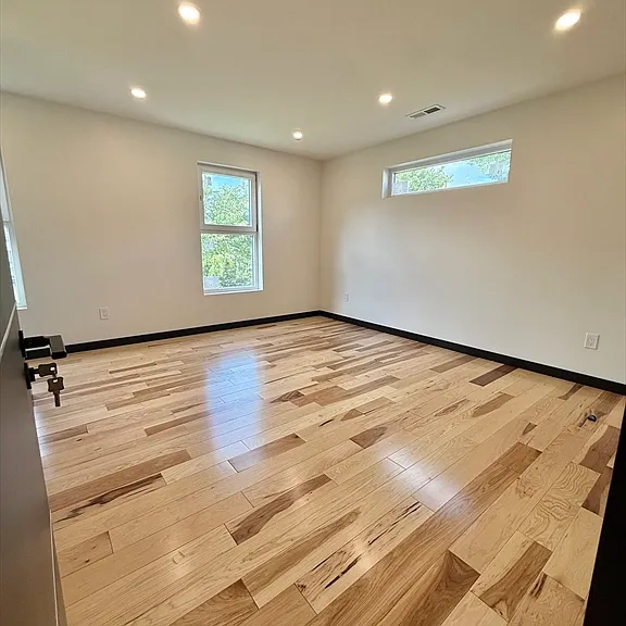 35 Greendale Ave #A — Photo 14