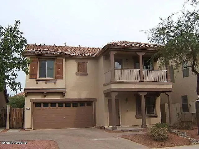 2011 S Swan Dr — Photo 4