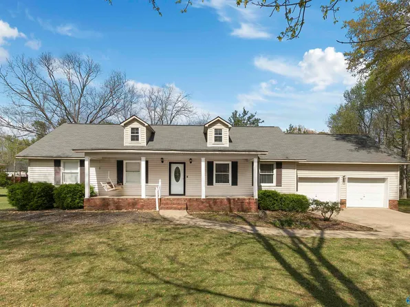 810 Elm Dr NE, Arab, AL 35016