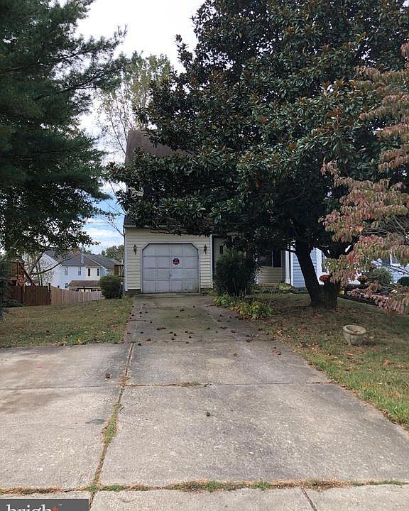 1st image of 1464 Landis Cir