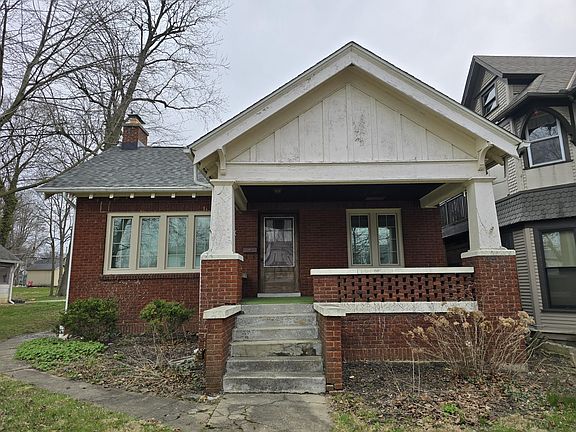 2nd image of 404 N Madriver St