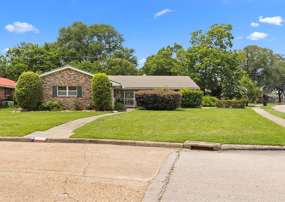 1st image of 5559 Whispering Creek Way